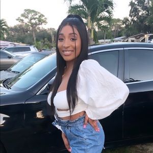 Meet your Posher, Keyna